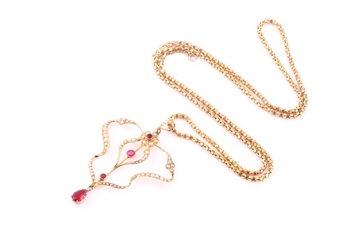 Lot 444 - A seed pearl and paste pendant necklace The...