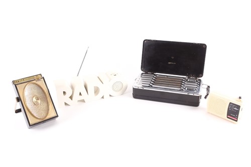 Lot 221 - A Marconi model P17B vintage portable radio,...