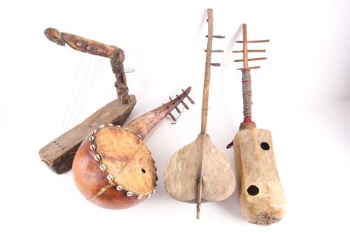 Lot 178 - Four West African bow harps, Adungu, 20th...