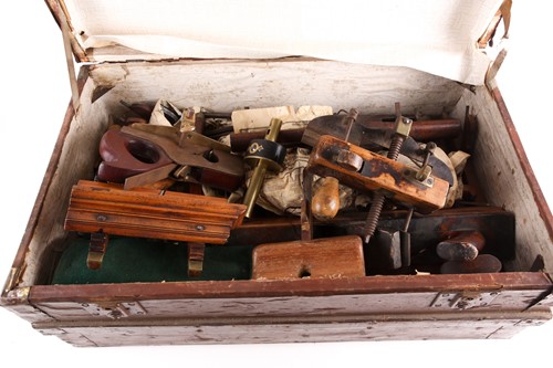 Lot 171 - A large quantity of Victorian and later...