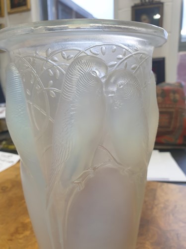 Lot 301 - A Rene Lalique 'Ceylan' opalescent glass vase,...