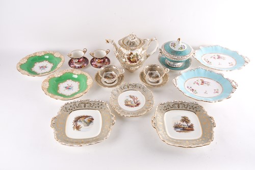 Lot 305 - A Coalport part tea service, circa 1840,...