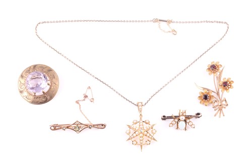 Lot 45 - Edwardian bee brooch, set with half pearls and...