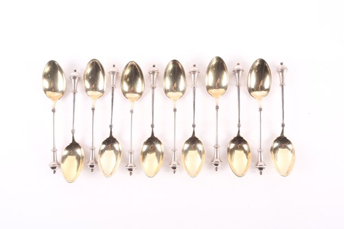 Lot 357 - A set of twelve American sterling dessert...