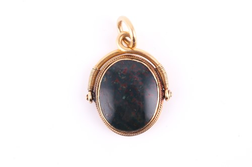 Lot 5 - A Victorian bloodstone and carnelian...