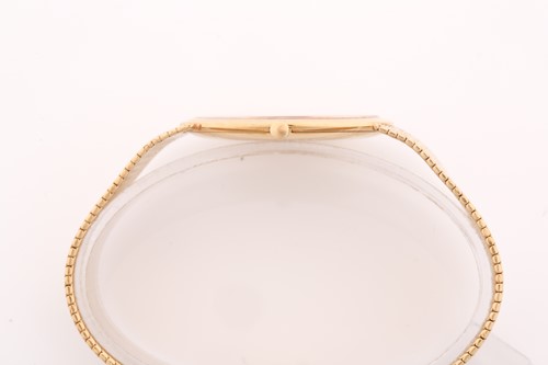 Lot 432 - An 18ct yellow gold Vacheron & Constantin...
