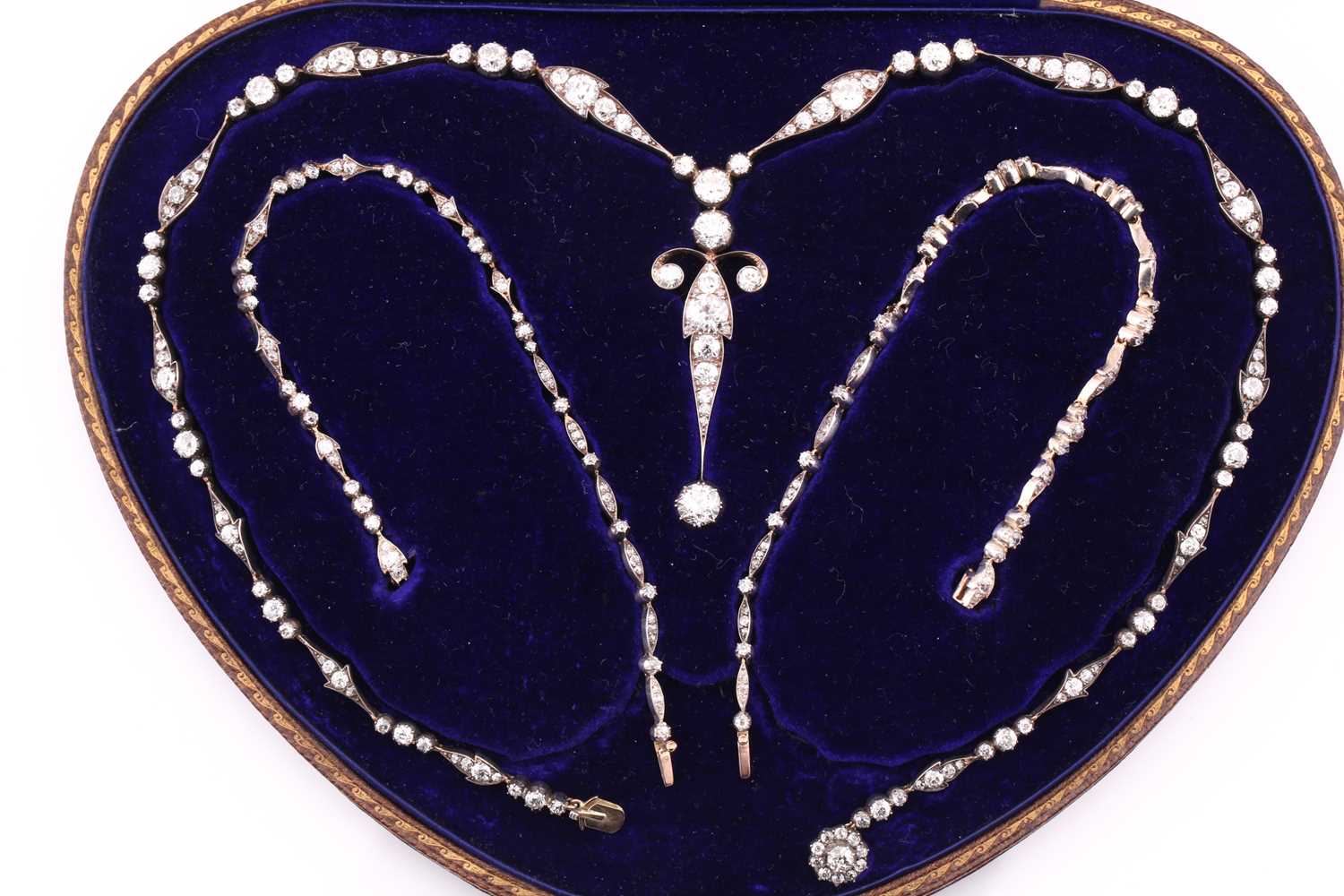 Lot 129 - A late Victorian diamond demi-parure, circa...