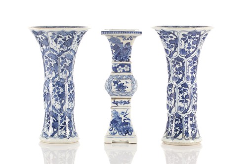 Lot 146 - A close pair of Chinese blue & white Gu vases,...
