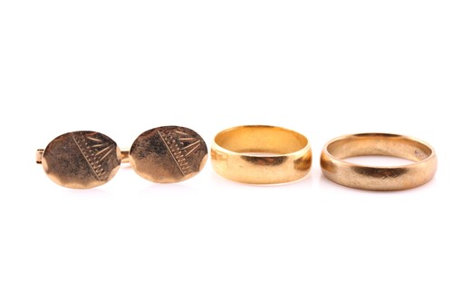Lot 166 - A 22carat yellow gold wedding band, ring size...