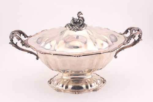 Lot 333 - An Italian Pinci of Rome 18th-century style...
