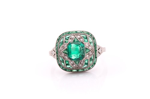 Lot 125 - An Art Deco style emerald and diamond ring,...