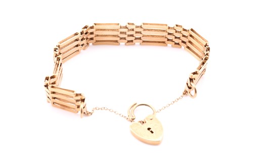 Lot 178 - A 9ct yellow gold gate bracelet, consisting of...