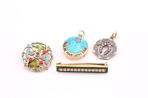 Lot 205 - A small collection of late Victorian and...