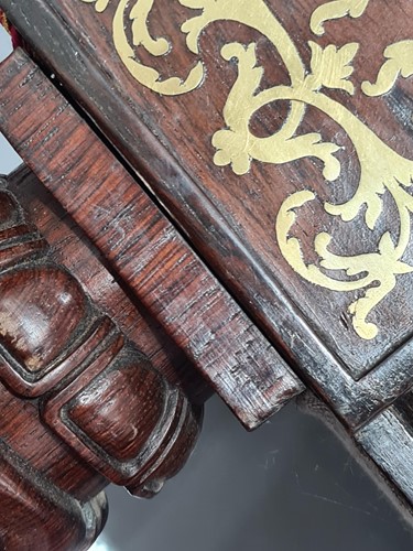 Lot 301 - A pair of George IV rosewood and brass inlaid...