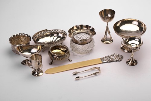 Lot 622 - A Skinner and Co. silver Arts and Crafts bowl...
