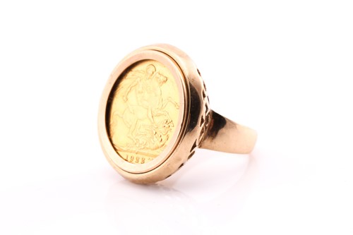 Lot 215 - A 1922 George V full gold sovereign in a 9ct...