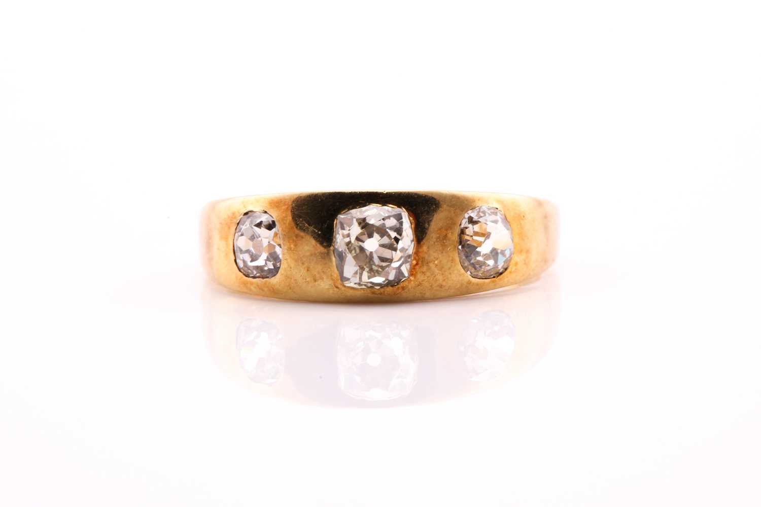 Lot 120 - A Victorian three stone diamond ring,...