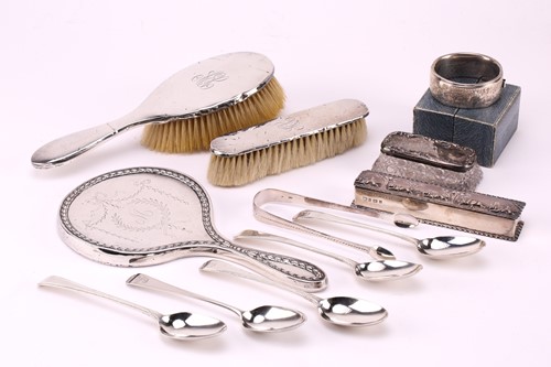 Lot 604 - Quantity of silver to include an early...