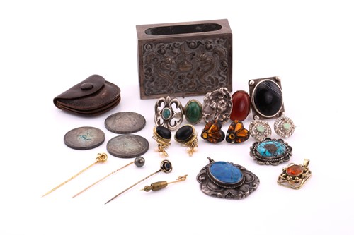 Lot 55 - A collection of white metal rings, some...
