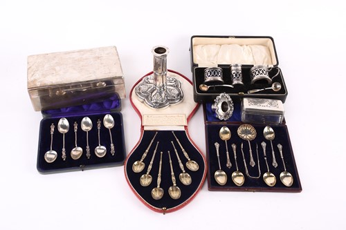 Lot 571 - A presentation cased set of six cast...