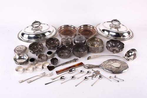 Lot 586 - A quantity of Indian and Burmese white metal...