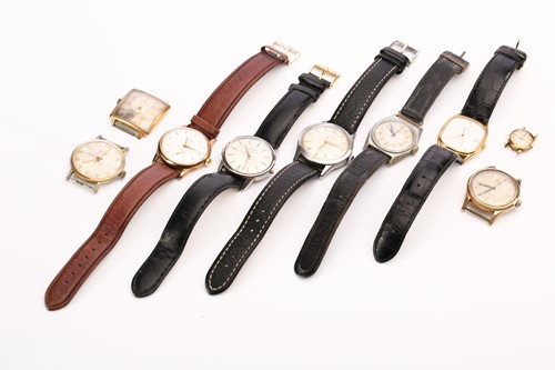 Lot 500 - Eight gentlemen's vintage wristwatches,...