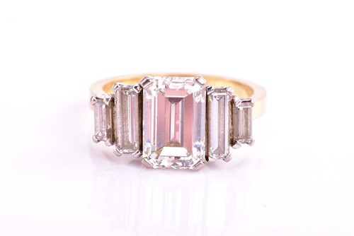 Lot 427 - A stunning five stone diamond ring consisting...