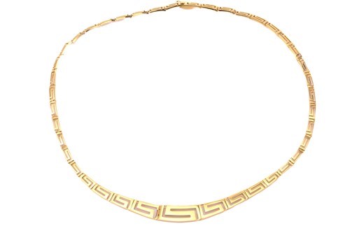 Lot 340 - An articulated necklace consisting of...