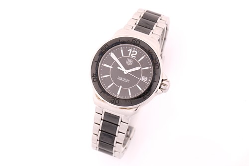 Lot 481 - A Tag Heuer Formula 1 in steel with a 35mm...