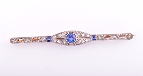 Lot 437 - An early 20th century diamond and sapphire bar...