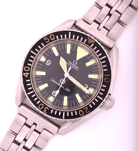 Lot 486 - An Omega Seamaster 300 T Dial Military Issue...