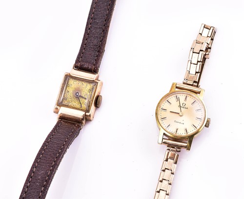Lot 515 - A lot consisting of two watches, an Omega...