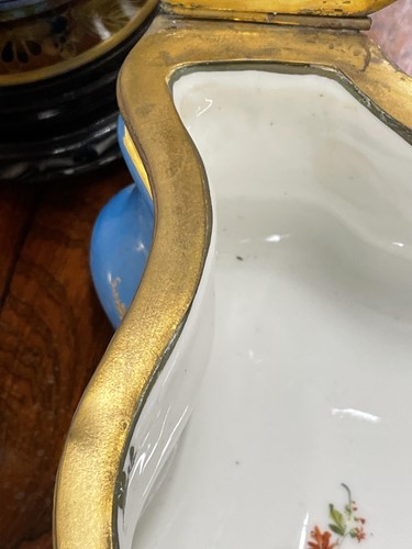 Lot 331 - A large Sevres style porcelain bombe casket,...