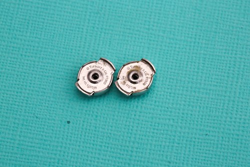 Lot 134 - A pair of Tiffany & Co. platinum and diamond...