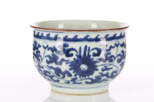 Lot 67 - A Chinese blue & white deep sided bowl, in the...