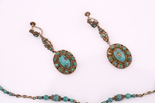 Lot 8 - A suite of turquoise necklace, bracelet and a...