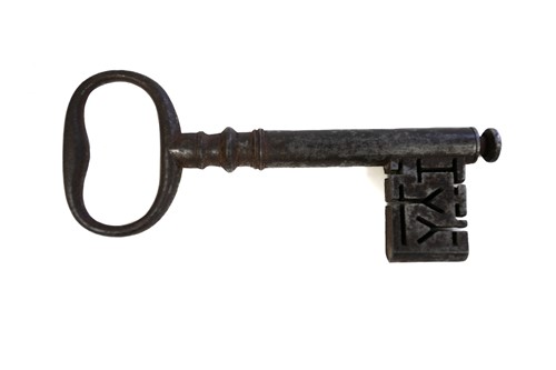 Lot 334 - A 19th-century espionage concealment key with...