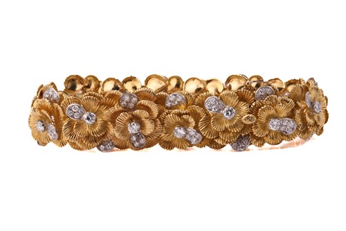 Lot 47 - A Kutchinsky platinum and 18ct yellow gold...