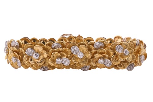 Lot 47 - A Kutchinsky platinum and 18ct yellow gold...