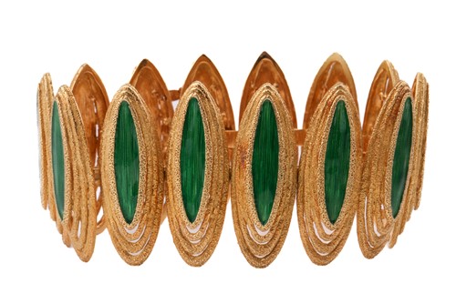 Lot 49 - A Kutchinsky enamelled and textured 18ct gold...
