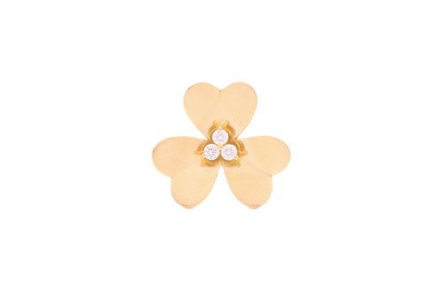 Lot 209 - An 18ct gold ring converted from Van Cleef &...