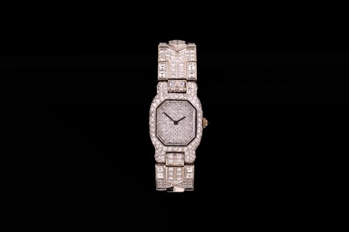 Lot 381 - A diamond set Boucheron high jewellery lady's...