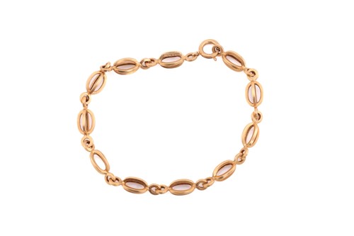 Lot 81 - An 18ct yellow gold oval cage link bracelet,...