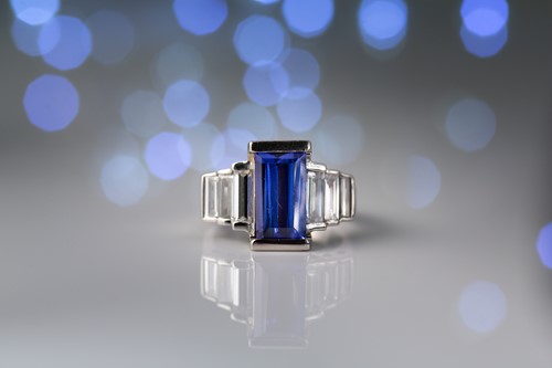 Lot 75 - An Art Deco-style platinum tanzanite and...
