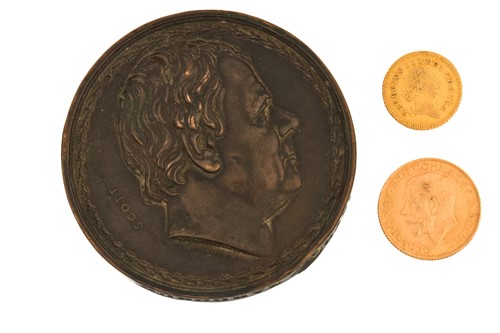 Lot 357 - Two gold coins and a bronze medal, to include...