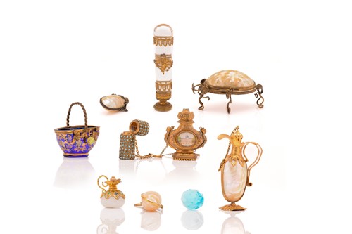 Lot 287 - Collection of small Continental objects of...