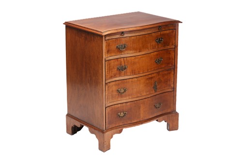 Lot 265 - A George III style cross banded mahogany...