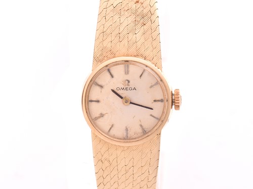 Lot 235 - A 14ct yellow gold lady's Omega wristwatch...