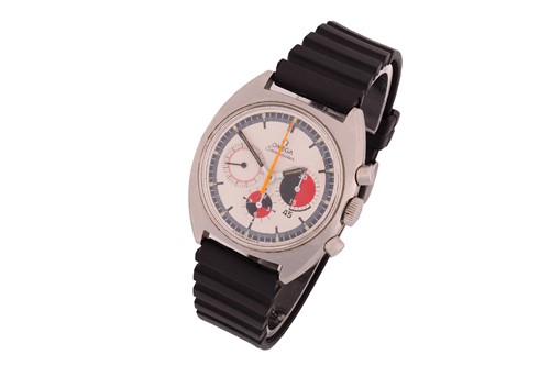 Lot 334 - A vintage Omega Seamaster 'Soccer' timer...
