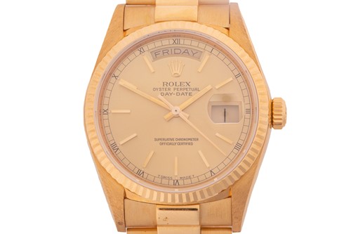 Lot 332 - An unworn Rolex Daydate 18038 in 18ct yellow...